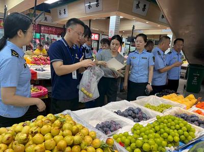 全省多地開展“零點行動”筑牢食用農產品批發安全防線